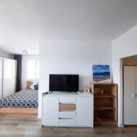 Private Sea View Апартаменты